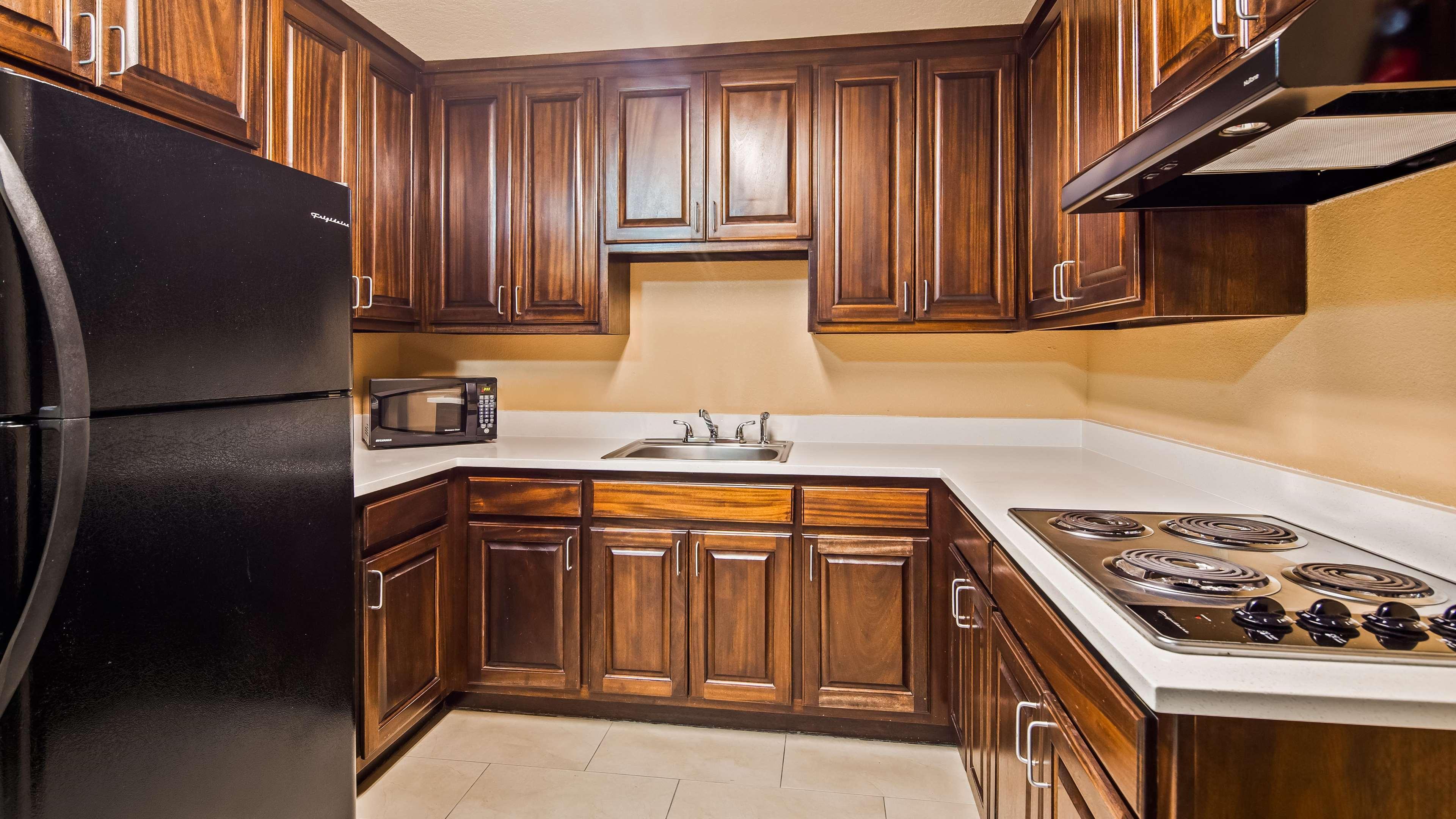 Best Western Granbury Inn And Suites Buitenkant foto