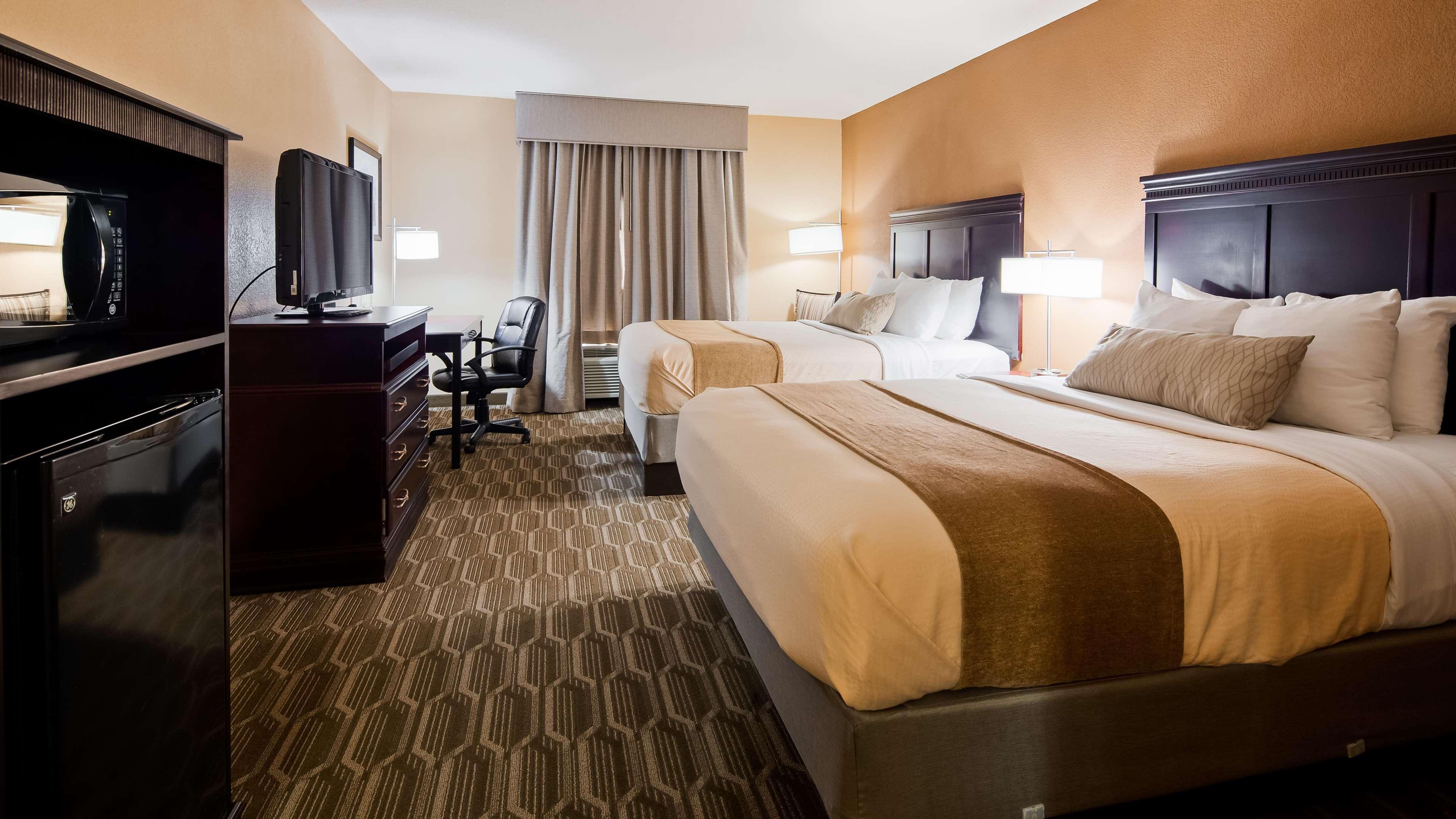 Best Western Granbury Inn And Suites Buitenkant foto