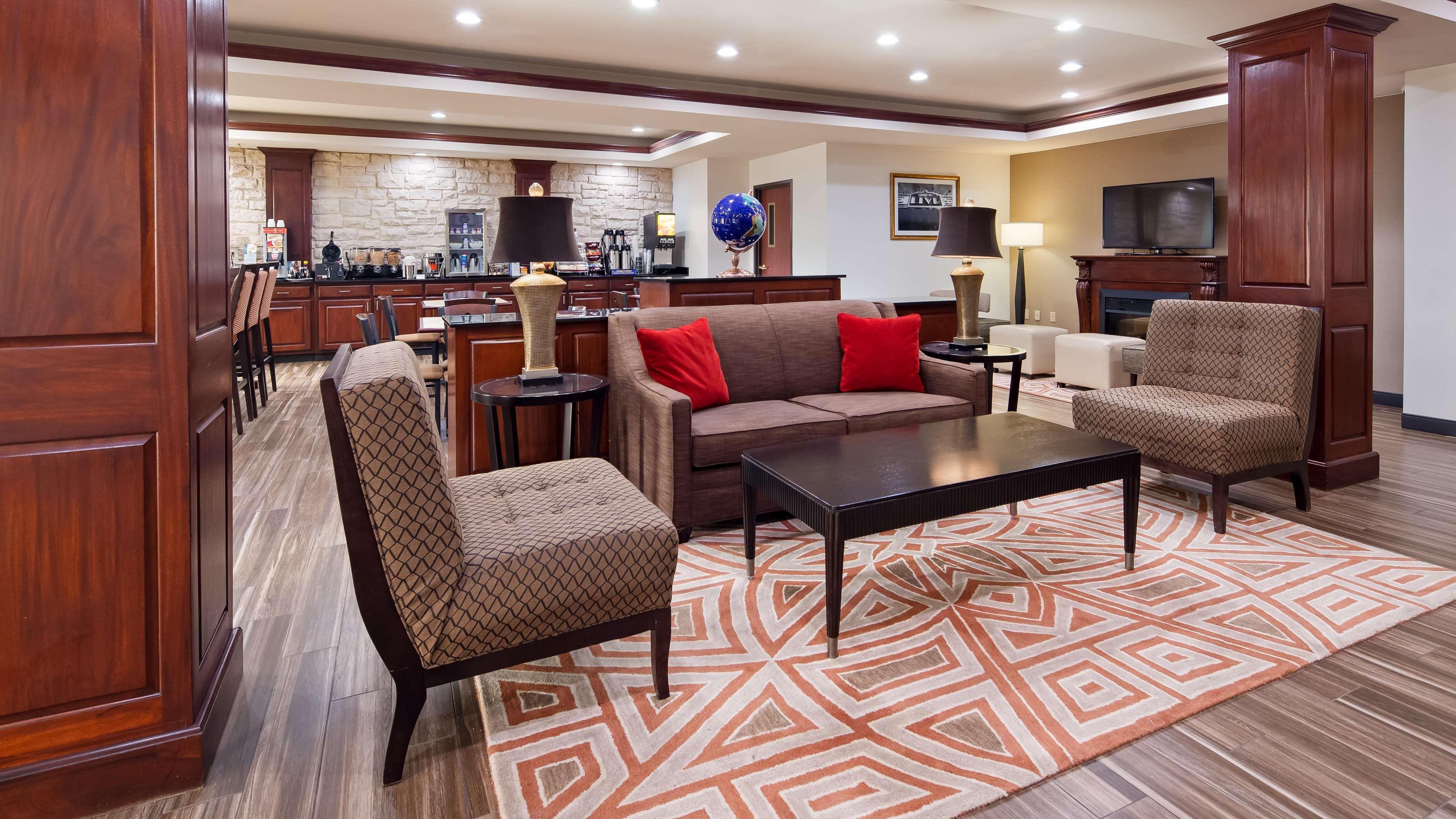Best Western Granbury Inn And Suites Buitenkant foto