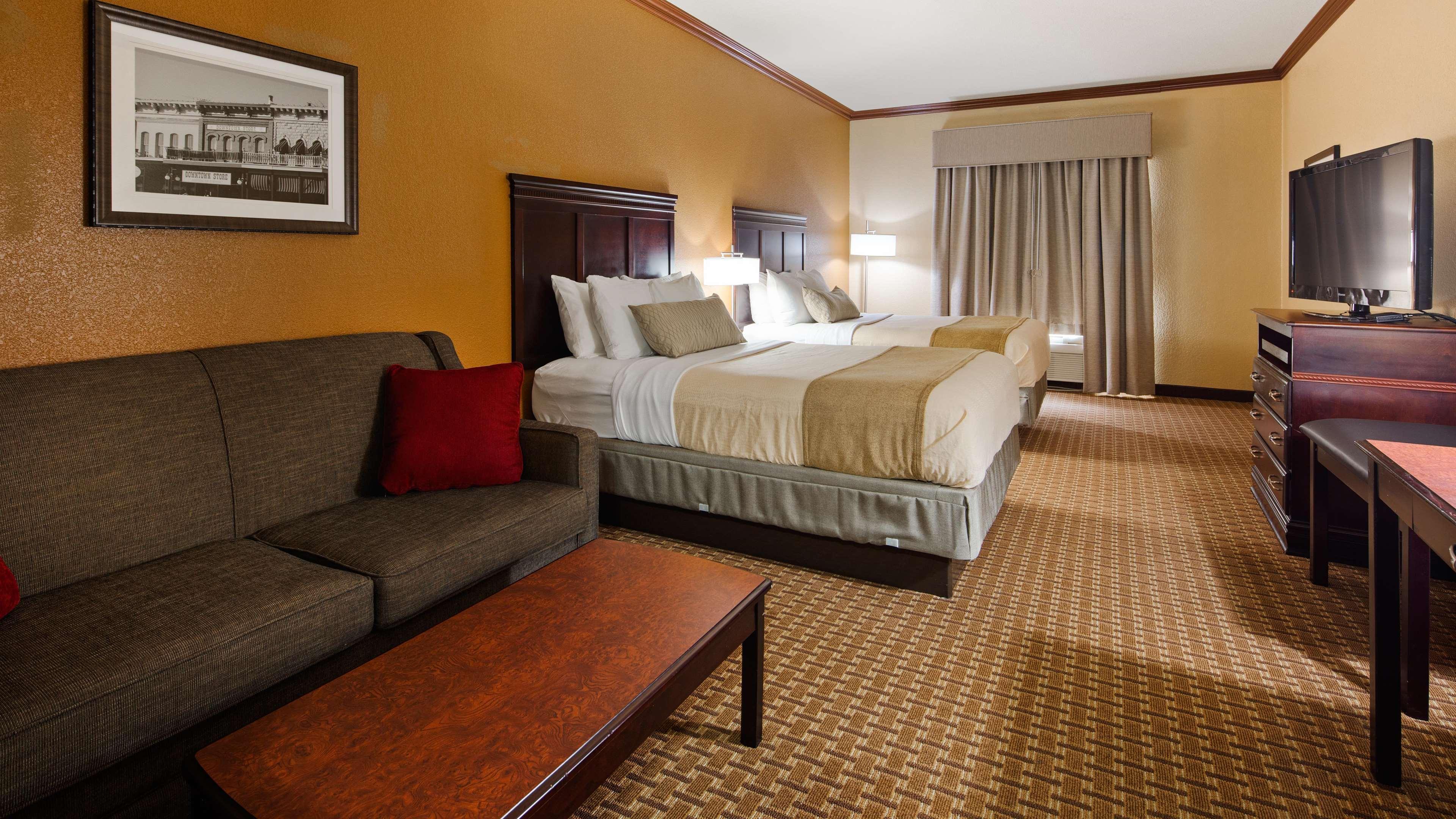 Best Western Granbury Inn And Suites Buitenkant foto