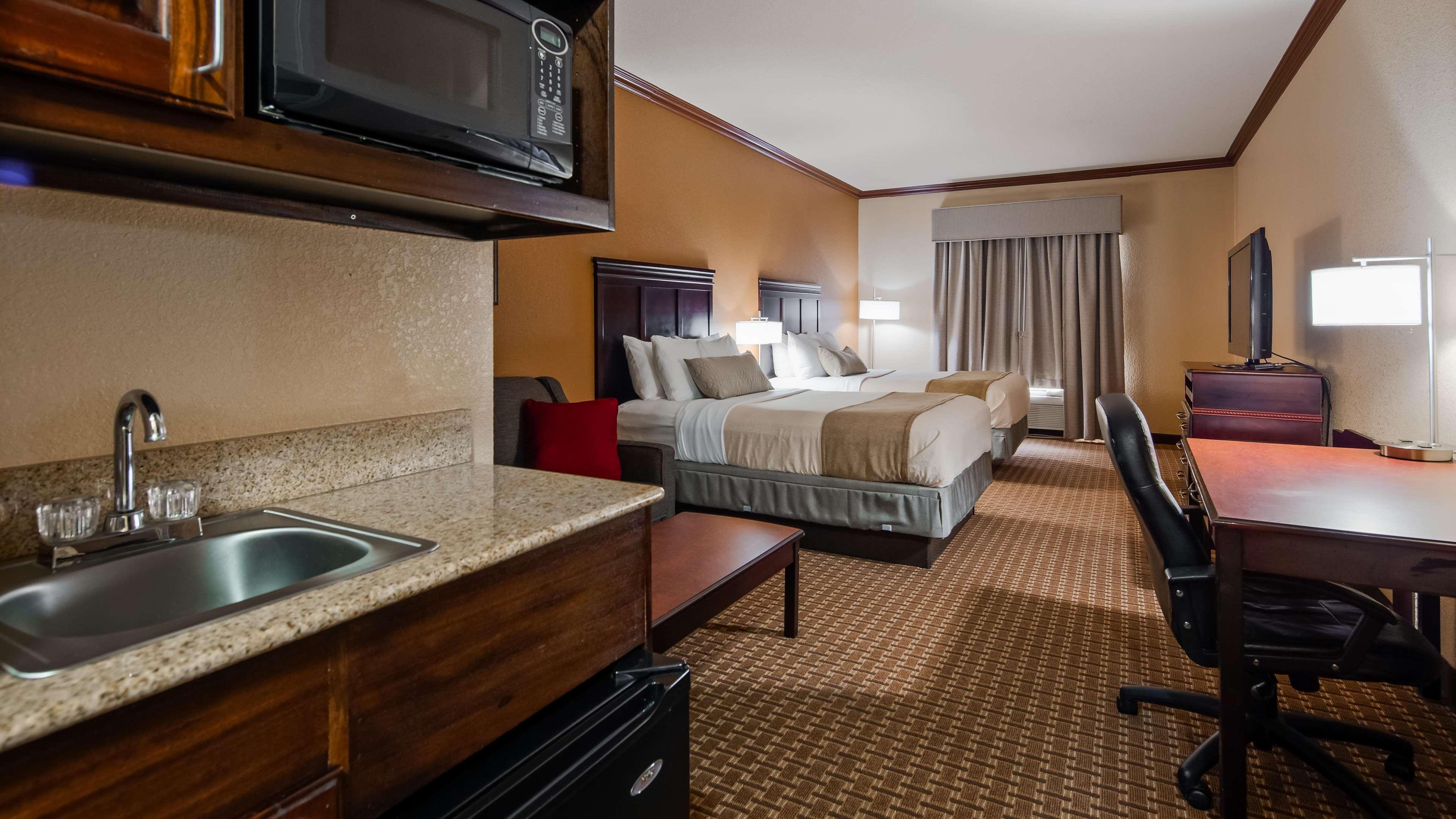 Best Western Granbury Inn And Suites Buitenkant foto